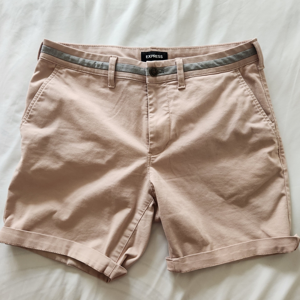 Express Men's Light Pink Shorts